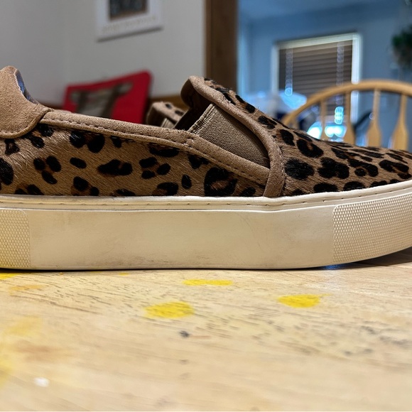 UGG size 8.5 women’s worn twice. - Picture 5 of 8